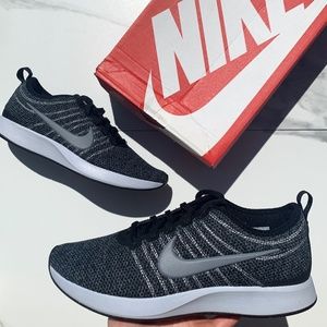 Nike | Dualtone Racer W6
